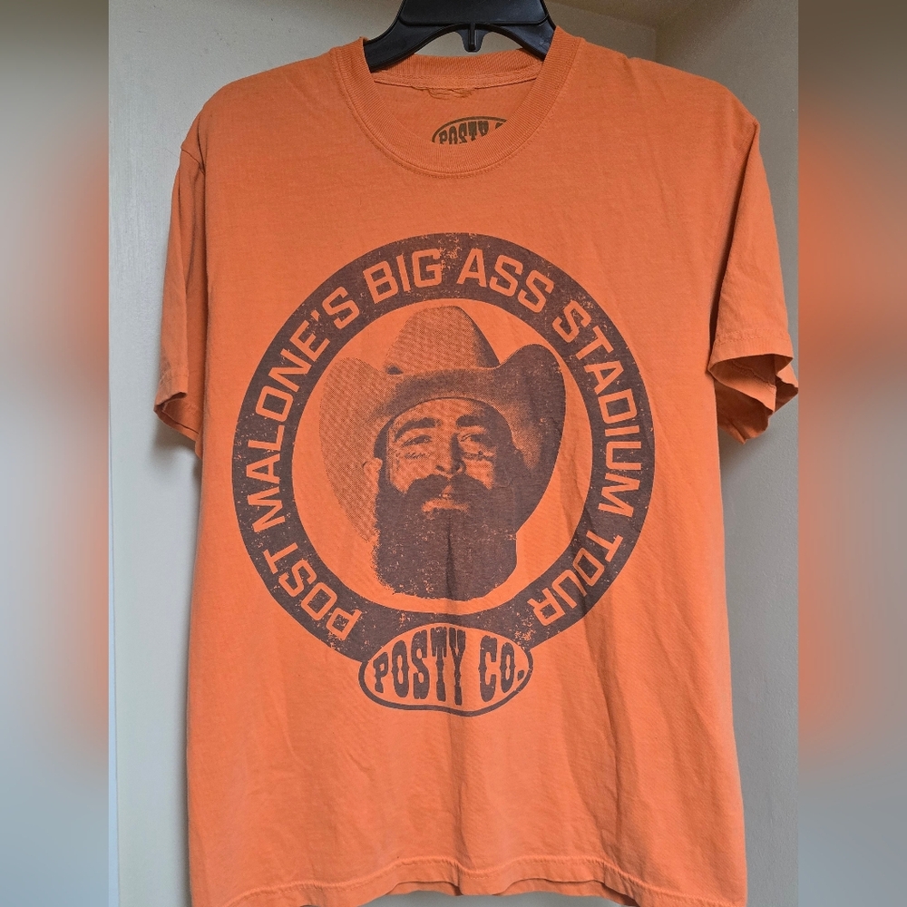 Posty Co. Post Malone Official Tour Merch Concert Distressed Graphic Tee Medium